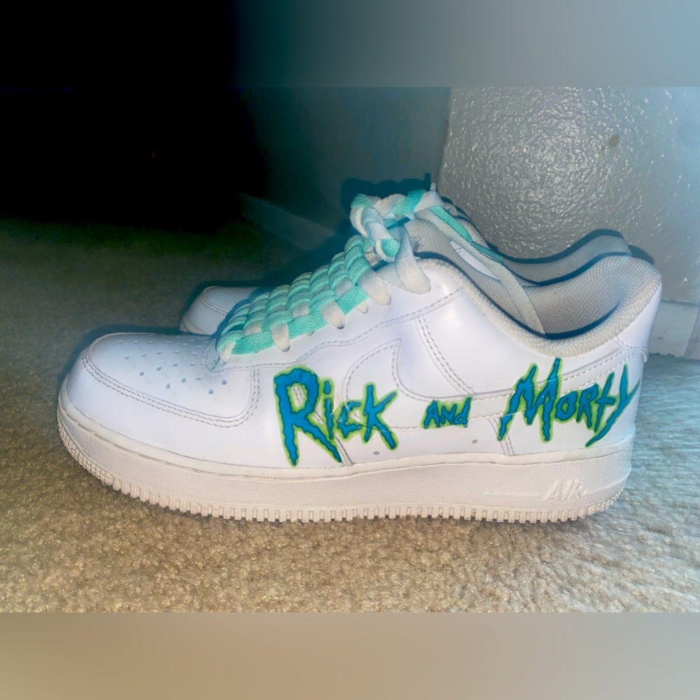 Custom nike shoes